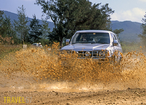 hilux-surf Another Indestructible Toyota Hilux Surf