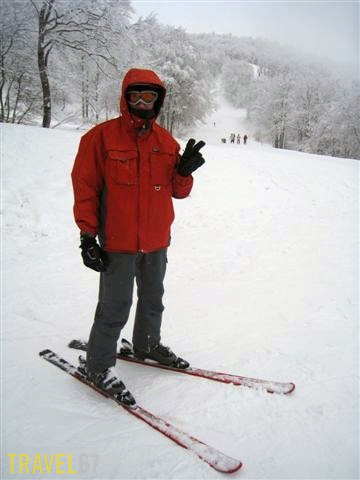 Steve at Akakura Kanko (showing he's been in Japan too long by flashing the peace sign for photos)