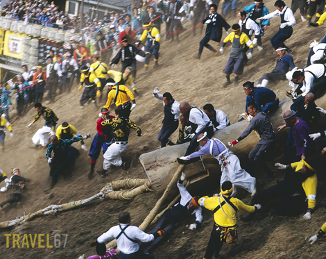Onbashira Festival, Suwa, Nagano