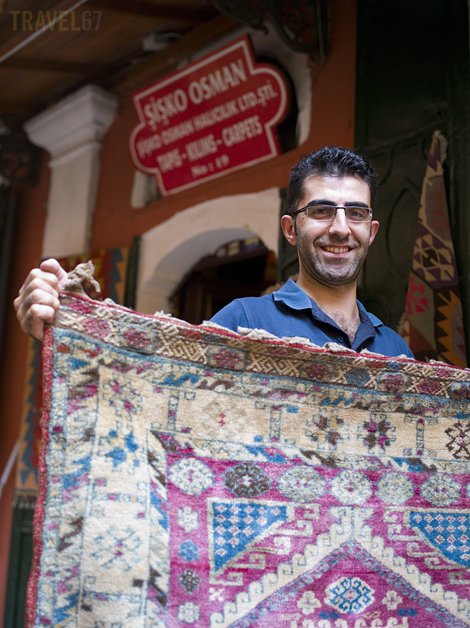 Istanbul's Grand Bazaar - Sisko Osman's Carpets