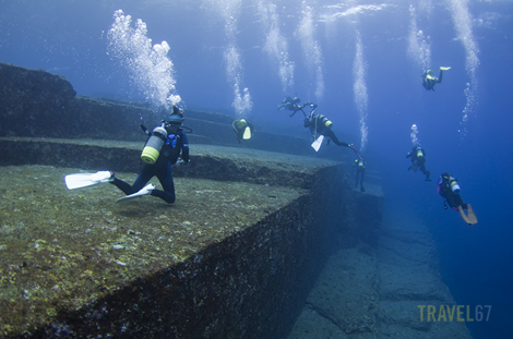 Yonaguni Monument, Okinawa - Upper Terrace