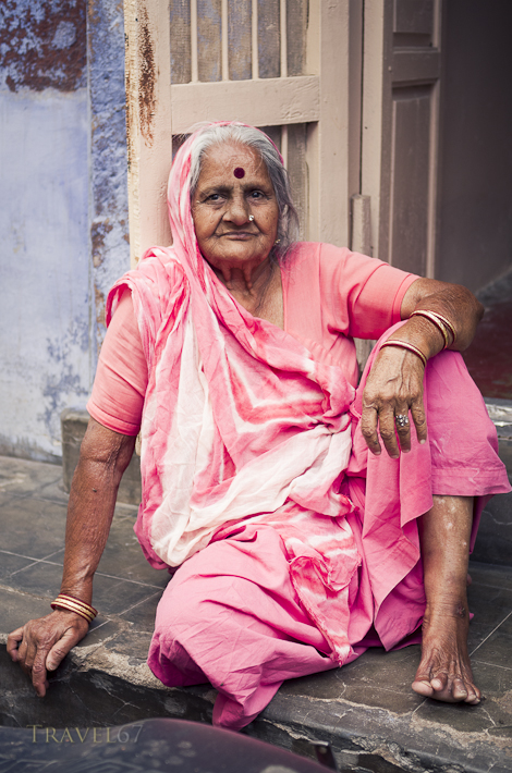 Lady in Pink - Jodhpur, Rajashtan, India