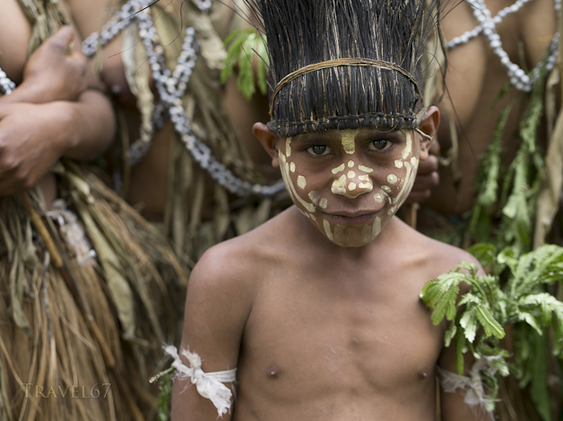 Kowampi Singsing Group, Obura Wanenara District, Eastern Highlands Province - Goroka Show, Papua New Guinea