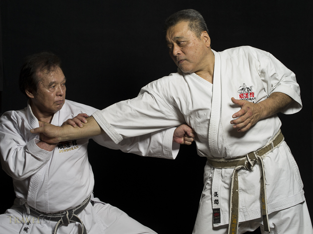 Tsuneo Kinjo 9th Dan & Tetsu Gima 9th Dan Okinawa Goju-ryu Karate - Jundokan
